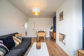 Pass the Keys Modern Beckenham Apartment fast London train links